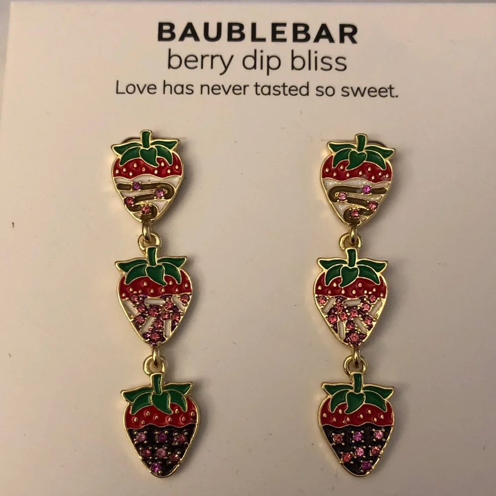 BaubleBar Berry Dip Bliss Triple Drop Strawberry Earrings Crystal Accents NIB - Picture 2 of 12
